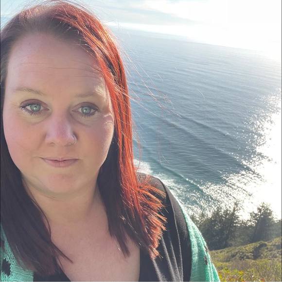 Meet your Posher, Kyleen - Picture 1 of 1